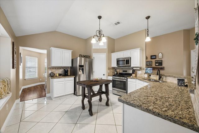 2867 Misty Bay Drive, Dickinson, TX 77539
