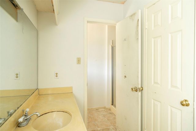 12356 Newbrook Drive, Houston, TX 77072