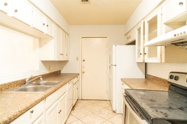 12356 Newbrook Drive, Houston, TX 77072