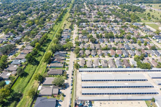 12356 Newbrook Drive, Houston, TX 77072