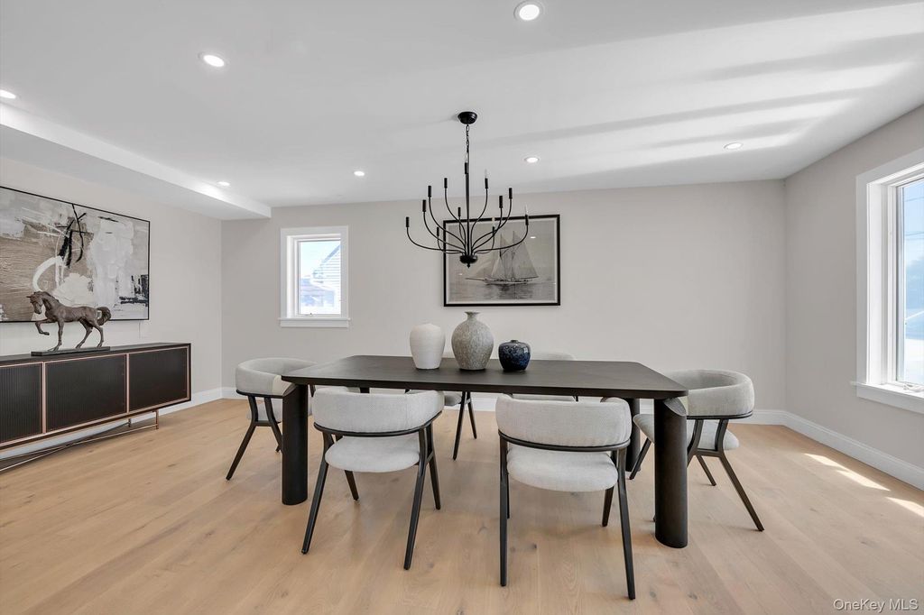 22 Miller Circle, Hicksville, NY 11801 — photo 5