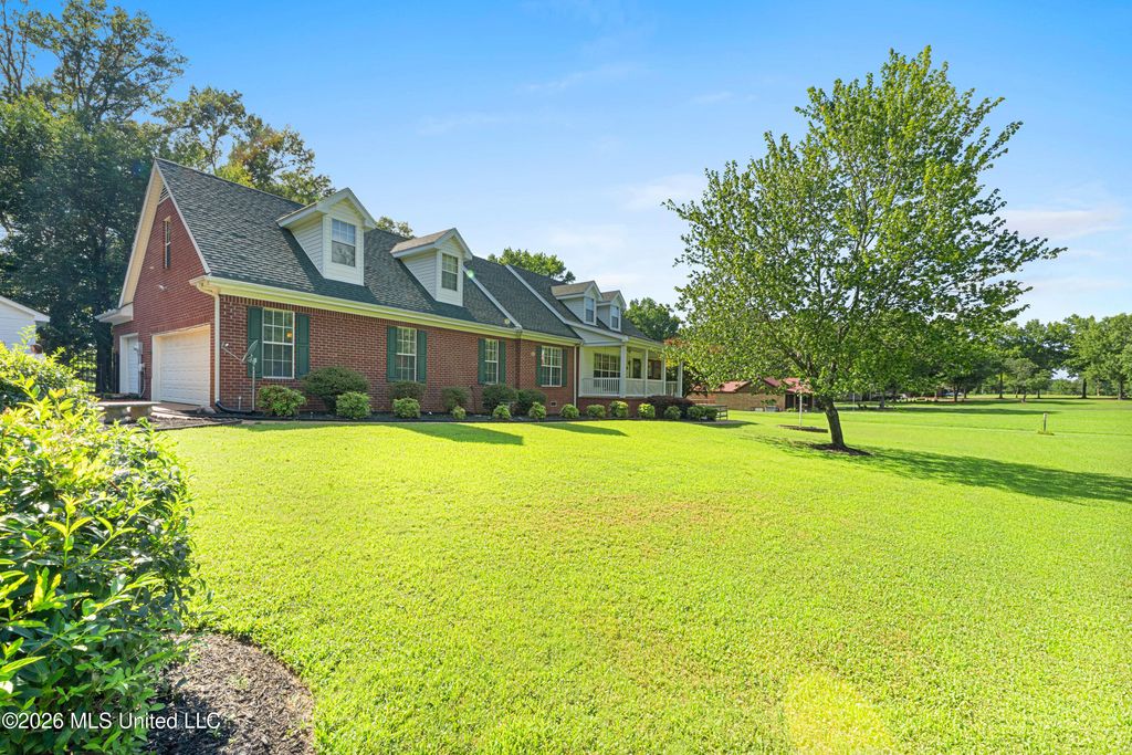 127 W Sweetwater Road, Byhalia, MS 38611 — photo 3