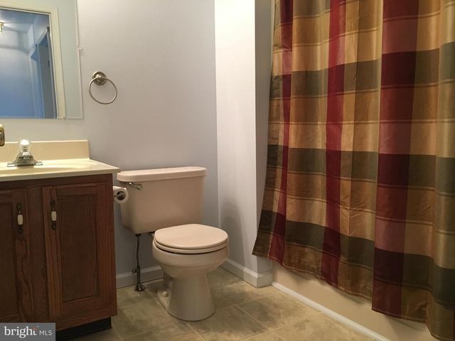 2635 MIDDLE WAY, Easton, PA 18040