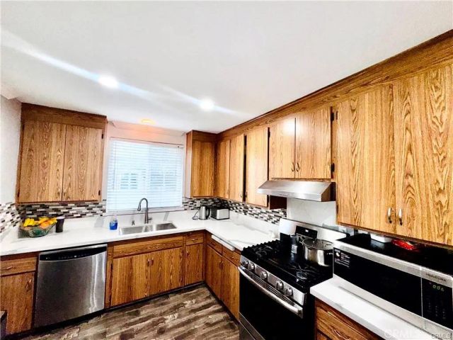 10152 Stanwin, Arleta, CA 91331
