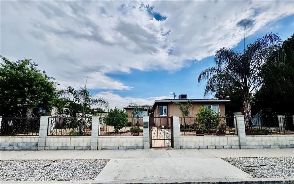 10152 Stanwin, Arleta, CA 91331