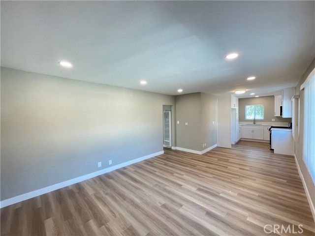 408 Calle Cinco 4, Montebello, CA 90640