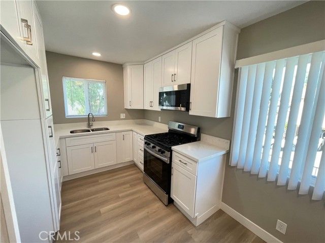 408 Calle Cinco 4, Montebello, CA 90640