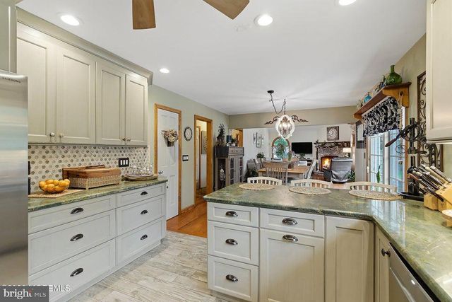 107 FROG HOLLOW RD, Forked River, NJ 08731