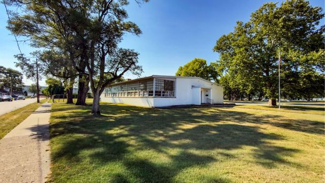 22021 MEMPHIS Avenue, Warren, MI 48091
