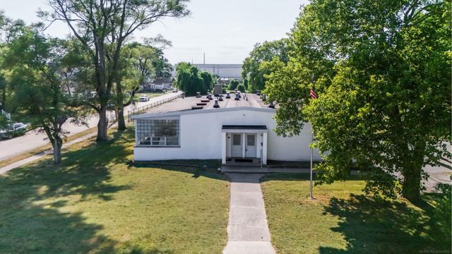 22021 MEMPHIS Avenue, Warren, MI 48091