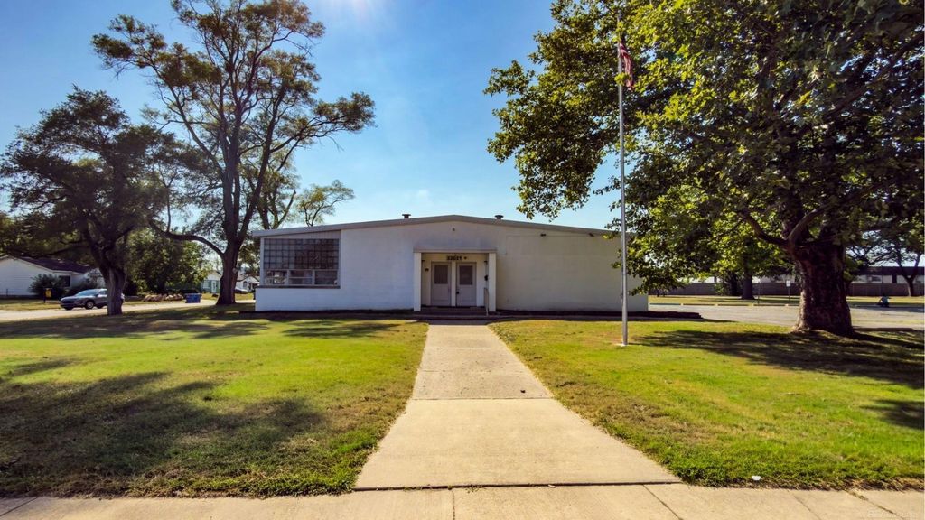 22021 MEMPHIS Avenue, Warren, MI 48091