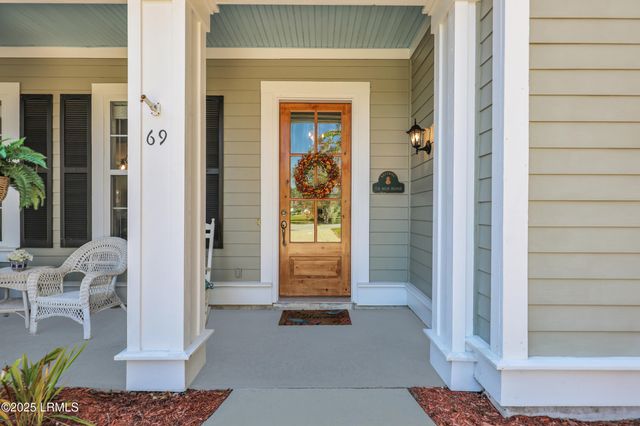 69 Glencairn Avenue, Bluffton, SC 29910