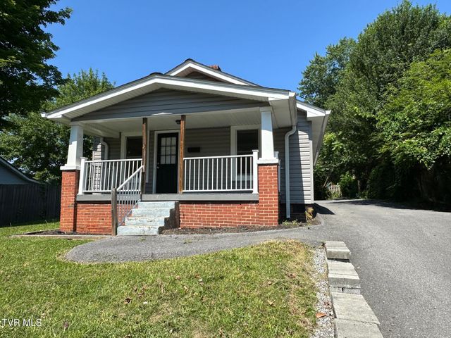 2712 Fort Henry Drive, Kingsport, TN 37664