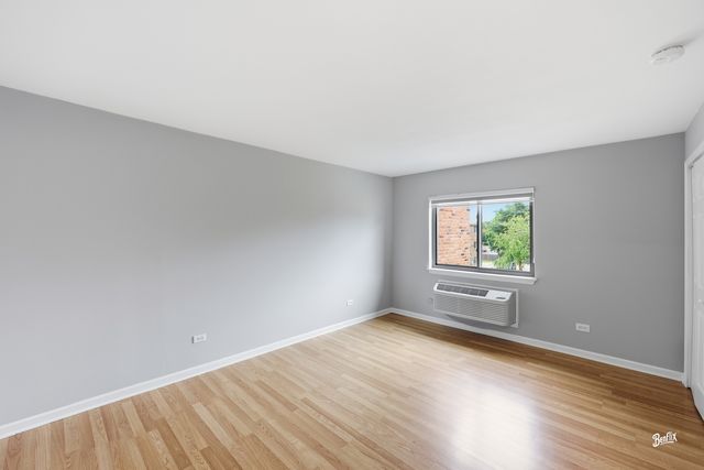 2215 Nichols Road 21F, Arlington Heights, IL 60004
