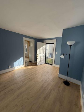 230 Murray Street, Frankfort, KY 40601