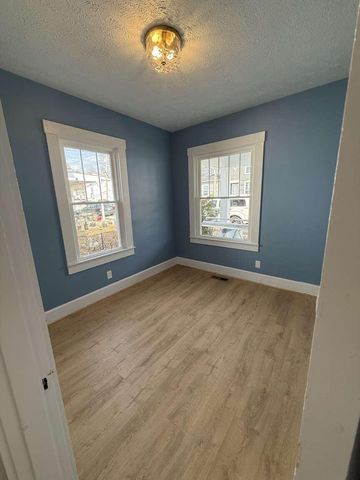 230 Murray Street, Frankfort, KY 40601