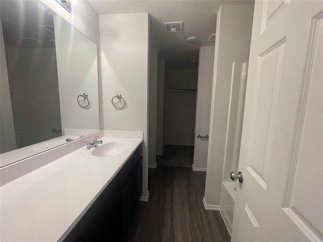 831 Highgarden Circle, Noble, OK 73068