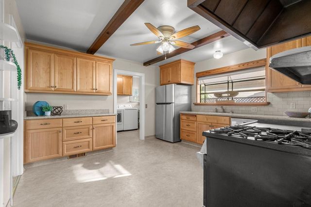 21873 Hermosa Avenue, Cupertino, CA 95014