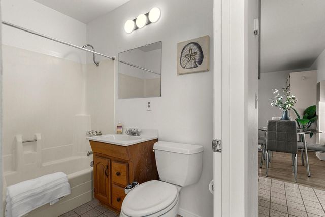 21873 Hermosa Avenue, Cupertino, CA 95014