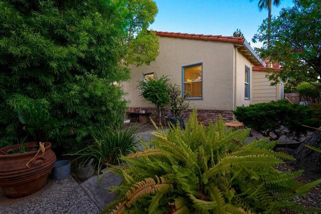 21873 Hermosa Avenue, Cupertino, CA 95014