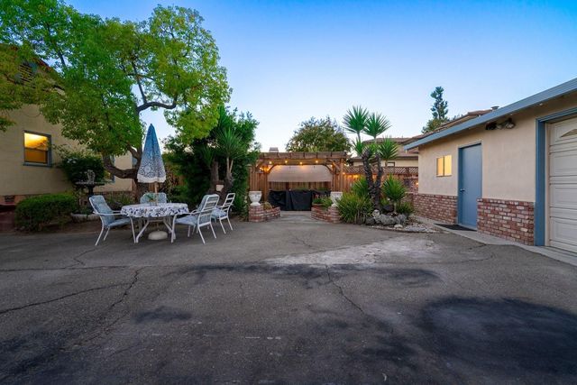 21873 Hermosa Avenue, Cupertino, CA 95014
