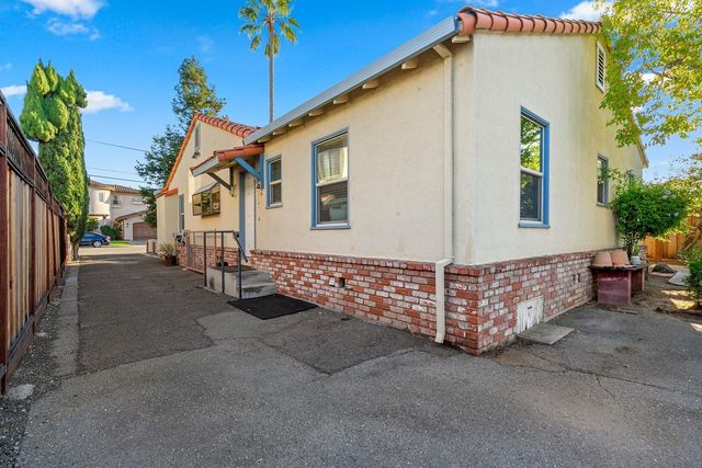 21873 Hermosa Avenue, Cupertino, CA 95014