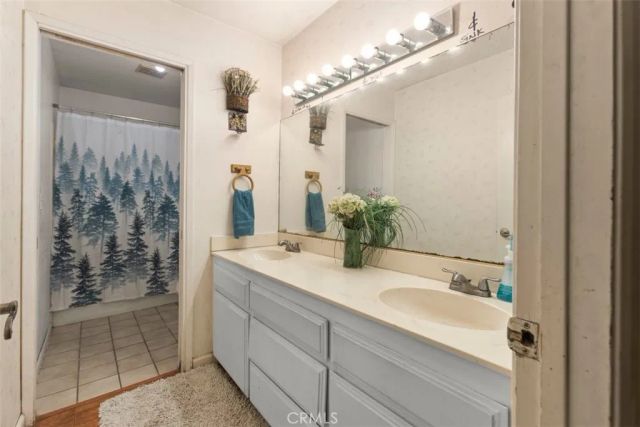 14182 Gayhead Rd, Apple Valley, CA 92307