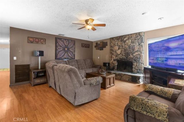 14182 Gayhead Rd, Apple Valley, CA 92307