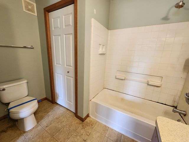 5010 149th Street N 4, Hugo, MN 55038