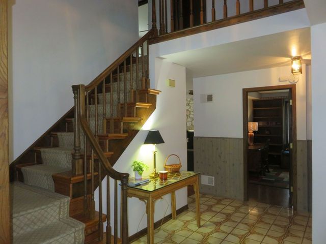 8025 Shoshone Trail, Tinley Park, IL 60477