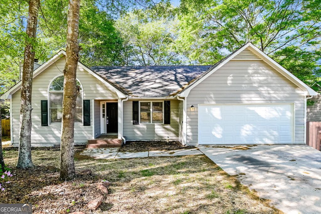 430 Rosehill Drive, Mcdonough, GA 30253