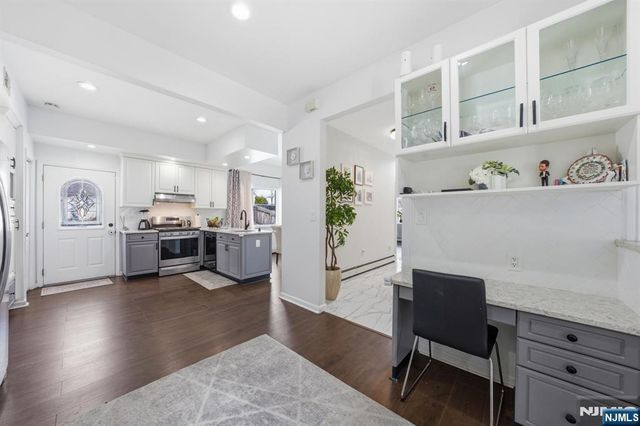 270 Baldwin Avenue, Hasbrouck Heights, NJ 07604