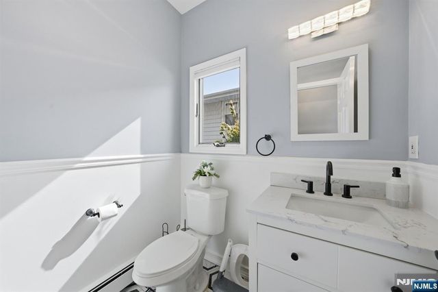 270 Baldwin Avenue, Hasbrouck Heights, NJ 07604