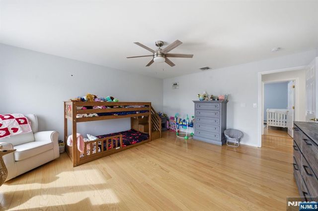 270 Baldwin Avenue, Hasbrouck Heights, NJ 07604