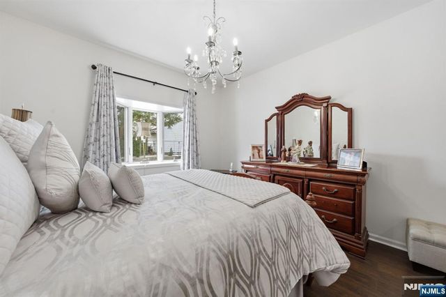 270 Baldwin Avenue, Hasbrouck Heights, NJ 07604