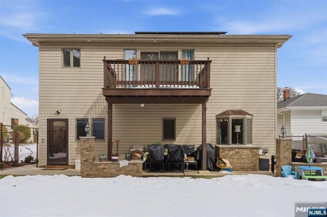 270 Baldwin Avenue, Hasbrouck Heights, NJ 07604