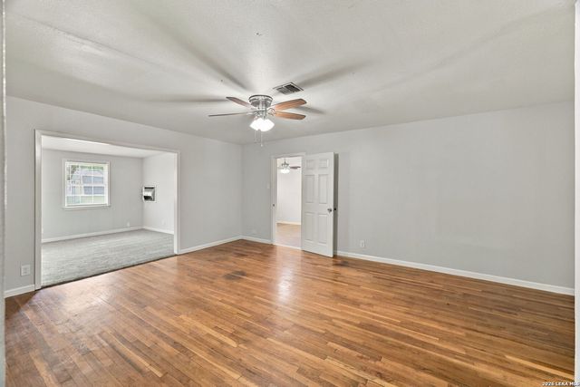 358 TIMBERLANE DR, San Antonio, TX 78218
