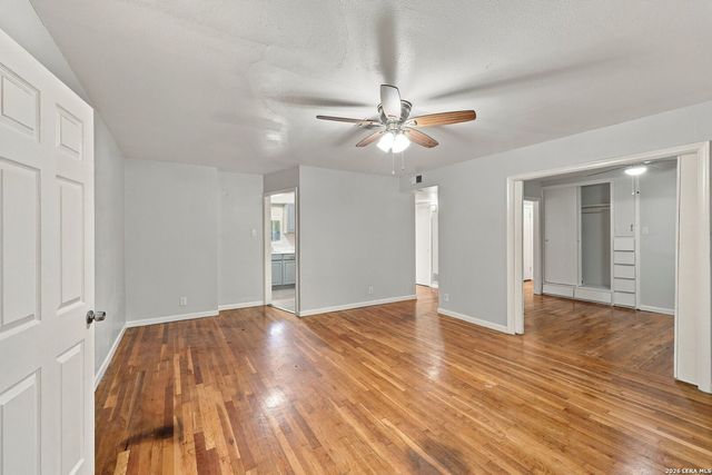 358 TIMBERLANE DR, San Antonio, TX 78218
