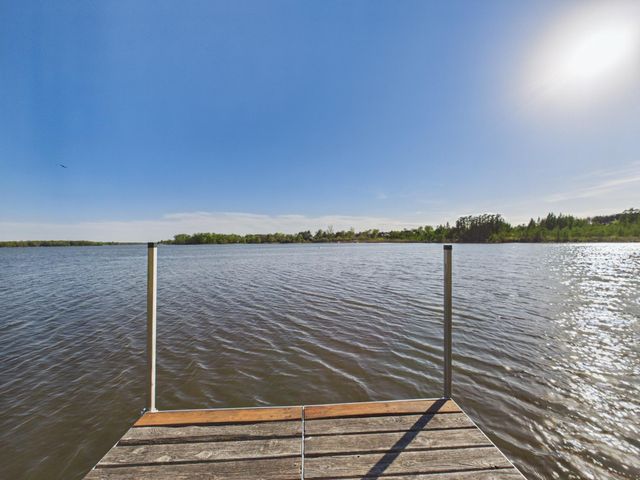 28768 Lakewood Drive NW, Isanti, MN 55040
