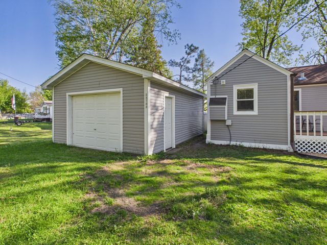 28768 Lakewood Drive NW, Isanti, MN 55040