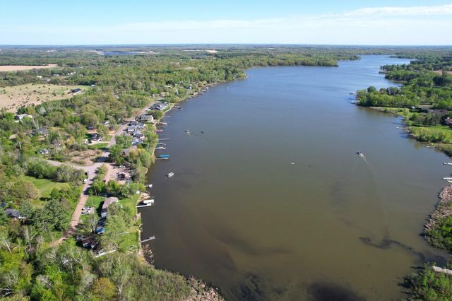 28768 Lakewood Drive NW, Isanti, MN 55040
