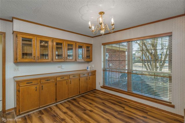 10004 Thornwood Drive, Shreveport, LA 71106