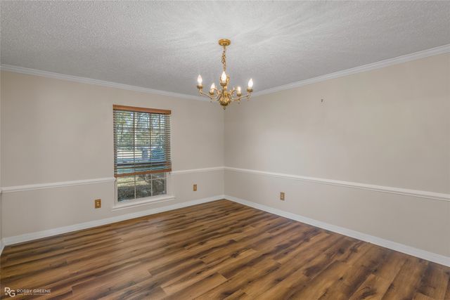 10004 Thornwood Drive, Shreveport, LA 71106