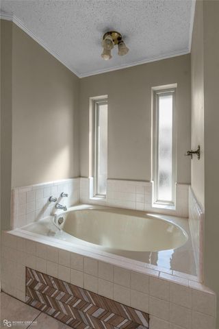 10004 Thornwood Drive, Shreveport, LA 71106