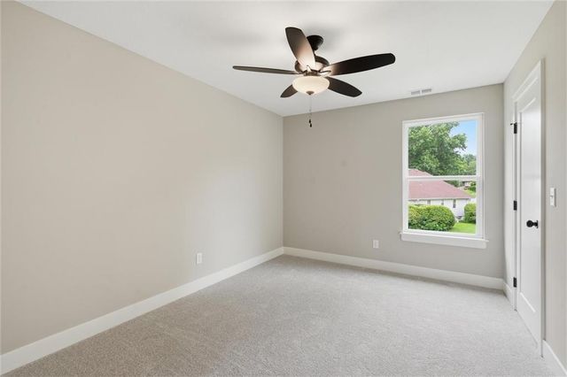 8012 E 130th Street, Grandview, MO 64030
