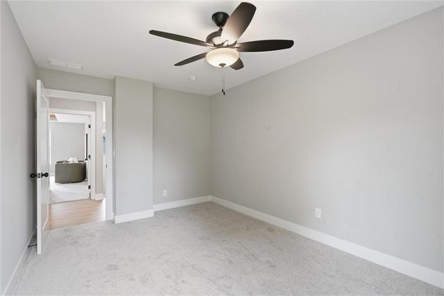 8012 E 130th Street, Grandview, MO 64030