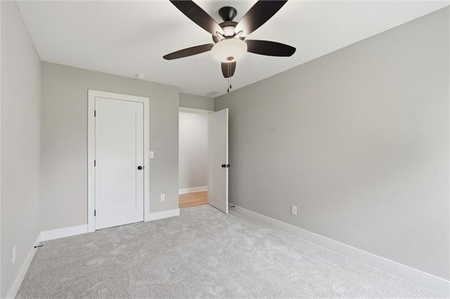 8012 E 130th Street, Grandview, MO 64030
