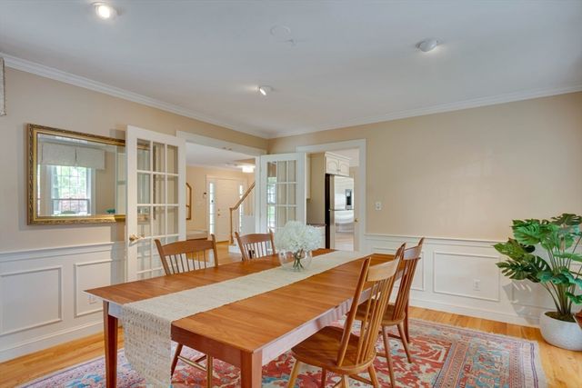 96 Richdale Rd, Needham, MA 02492