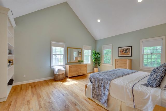 96 Richdale Rd, Needham, MA 02492