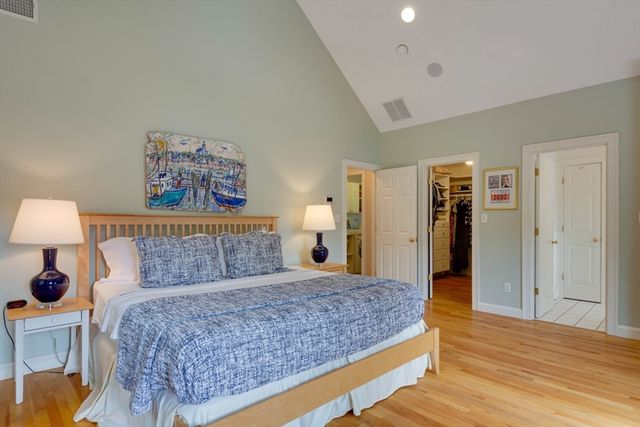 96 Richdale Rd, Needham, MA 02492